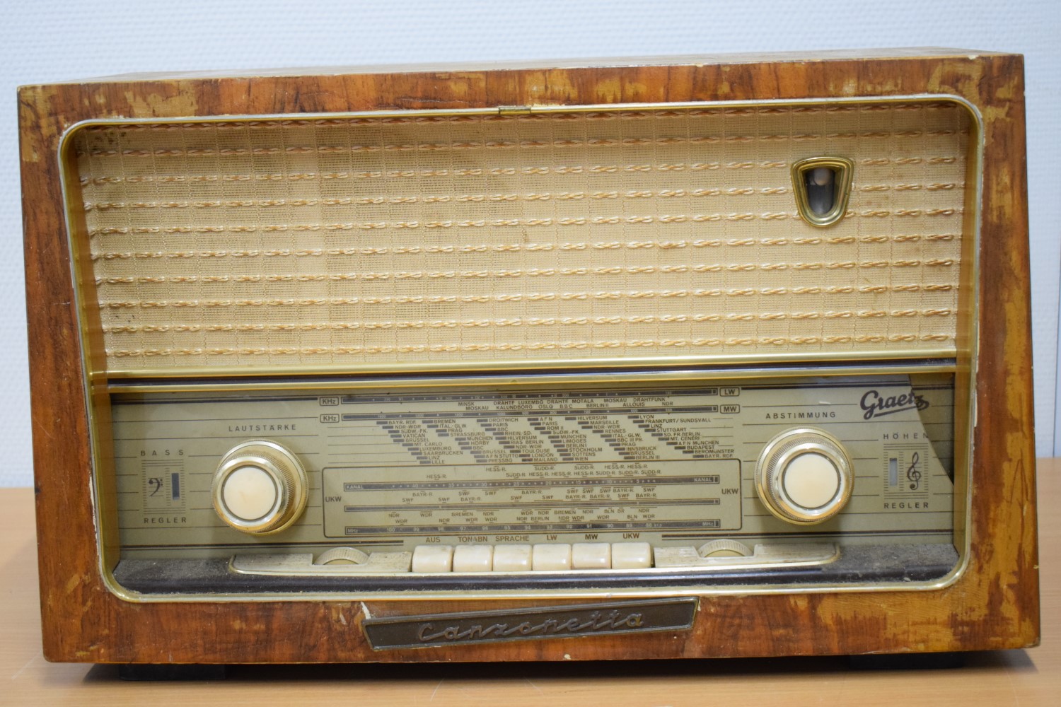 Graetz Canzonetta 513 Tube Radio  			